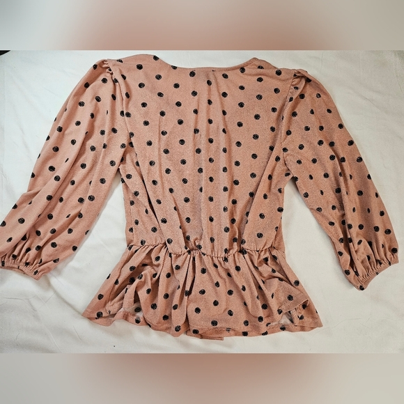 Fifty Street Womens Pink & Black Polka Dot 3/4 Sleeve V-Neck Top Size Medium - Picture 10 of 10